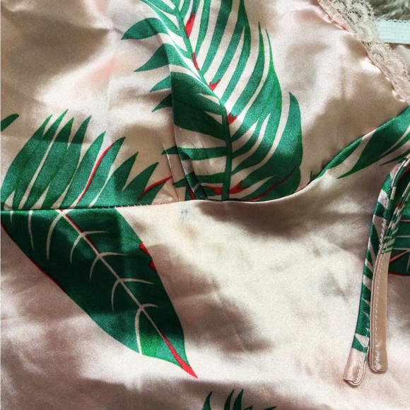 SHEIN Slip Top - Picture 5 of 11